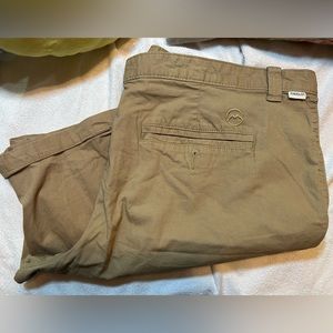 Men’s Khaki Shorts